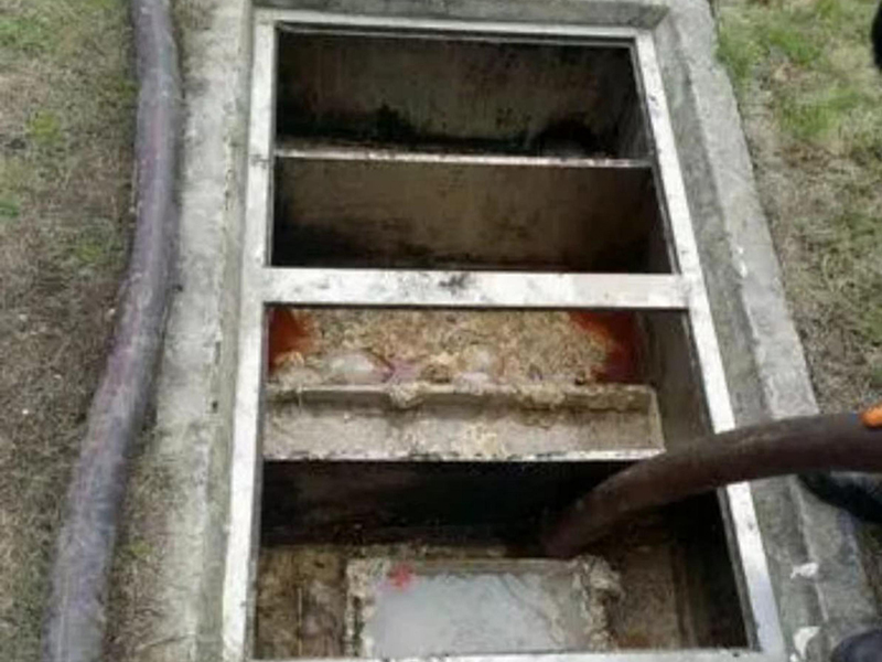 乌恰隔油池清理